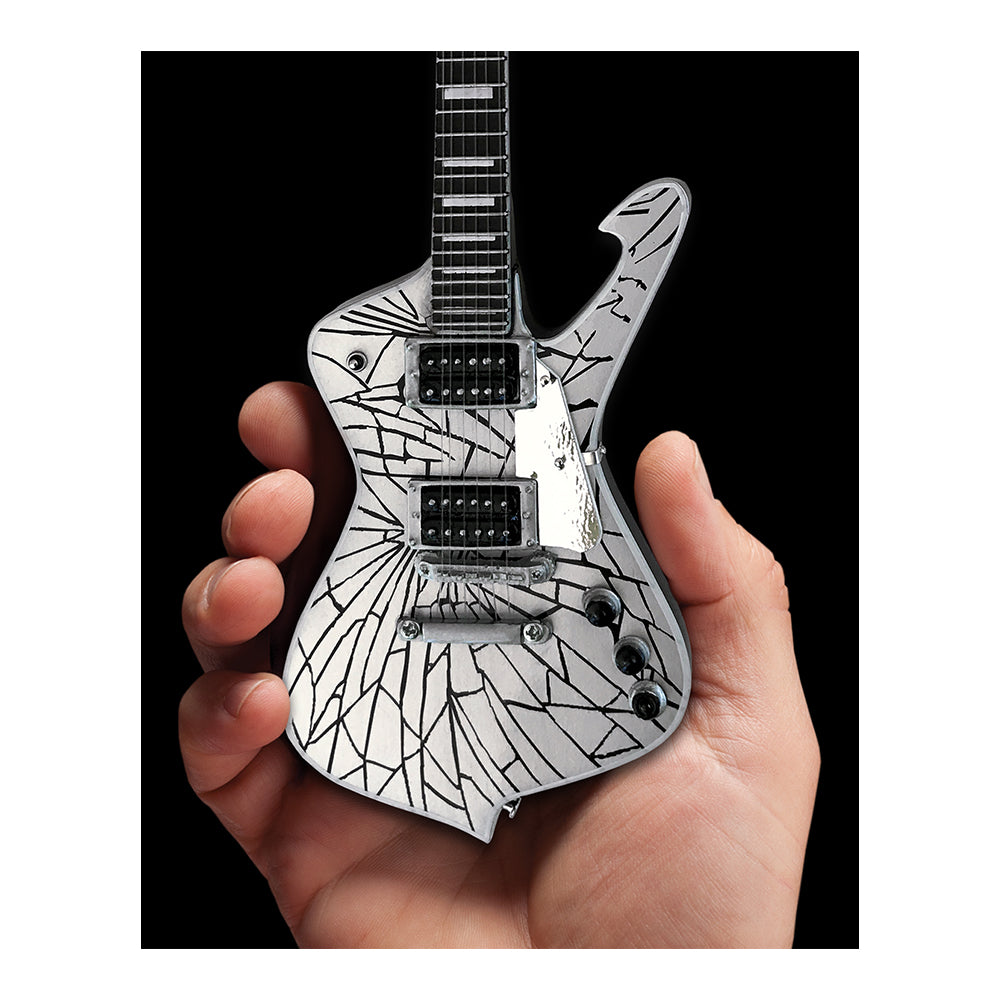 Axe Heaven Black Vintage Distressed Fender Strat Mini – Joe