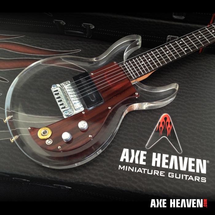 Axe Heaven Miniature Fender™ Strat™ Guitar Replica – Joe Bonamassa